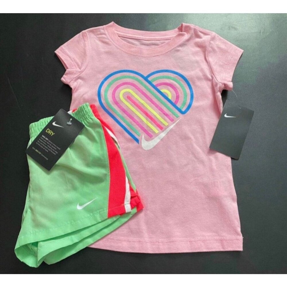 NWT Nike Athletic Set Girls Size 4